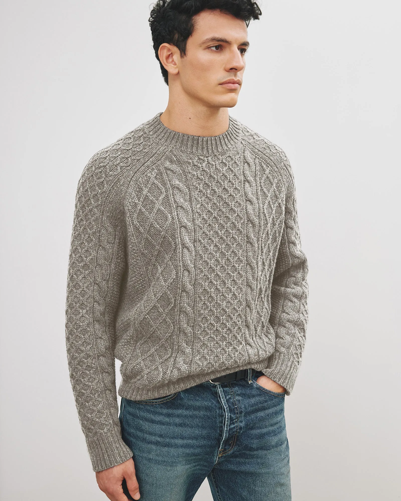 CARRAN SWEATER