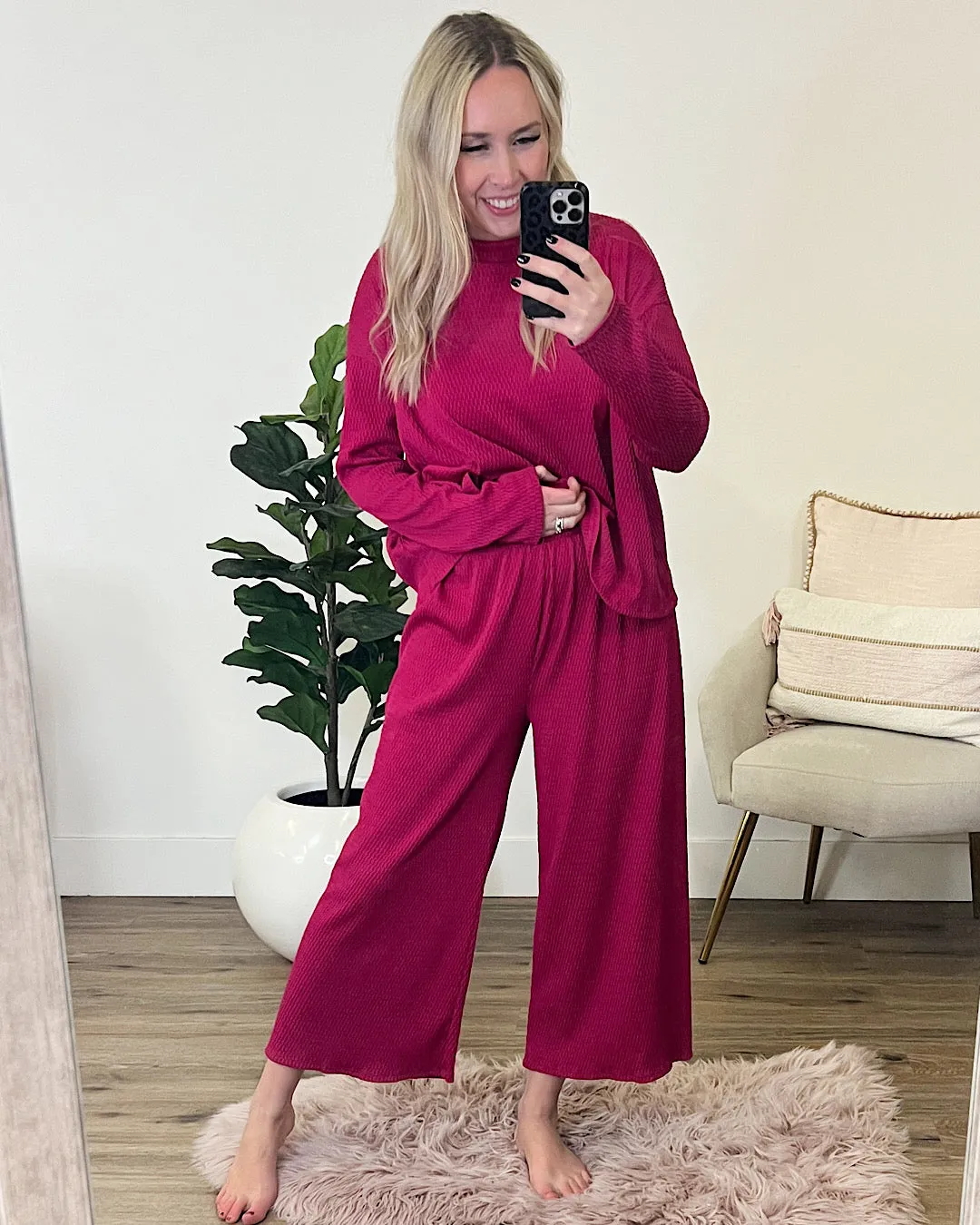 Darci Textured Ribbed Flowy Pants - Magenta FINAL SALE