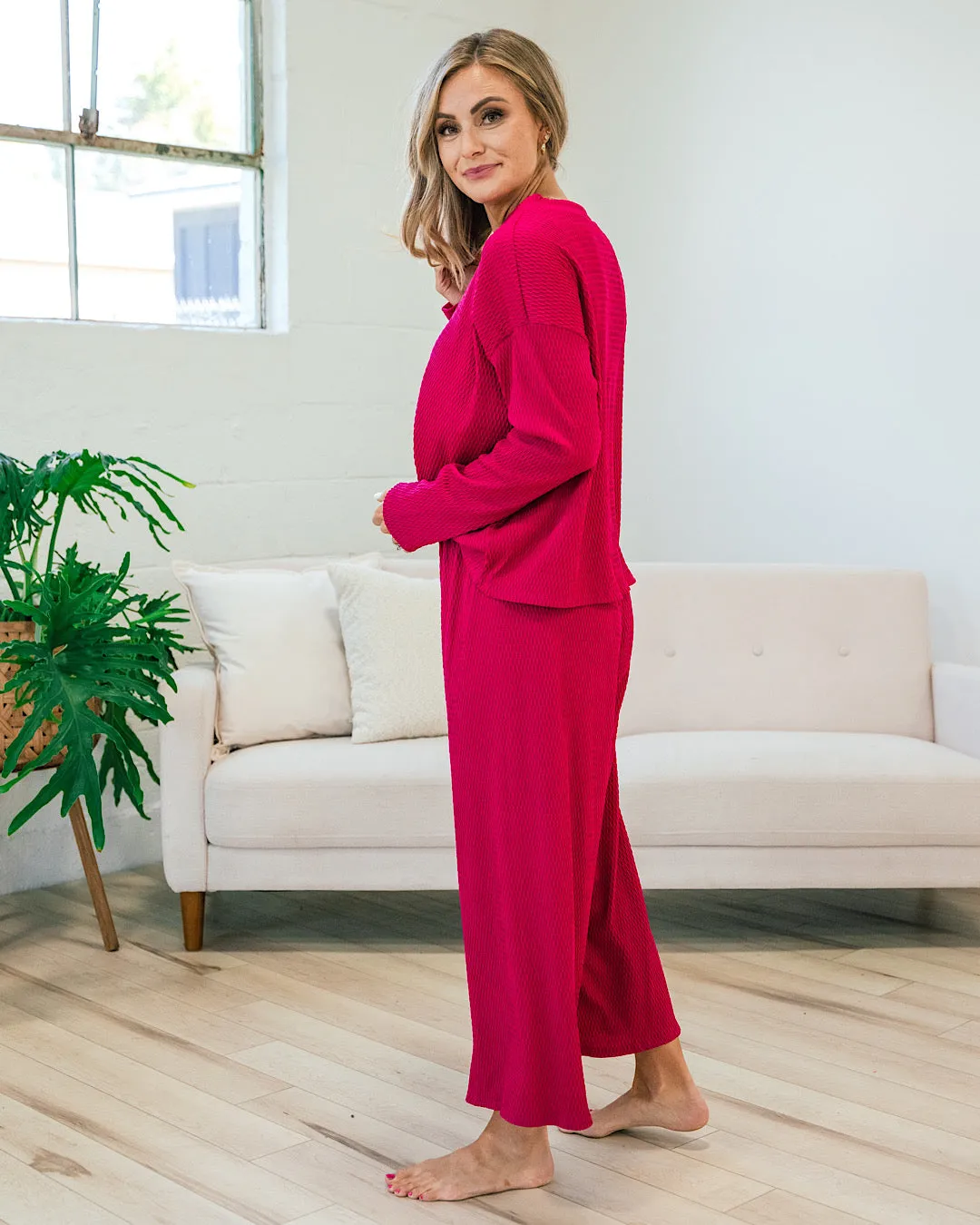 Darci Textured Ribbed Flowy Pants - Magenta FINAL SALE