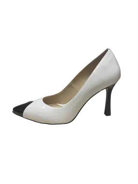 EMIS Black and White Heeled Shoe