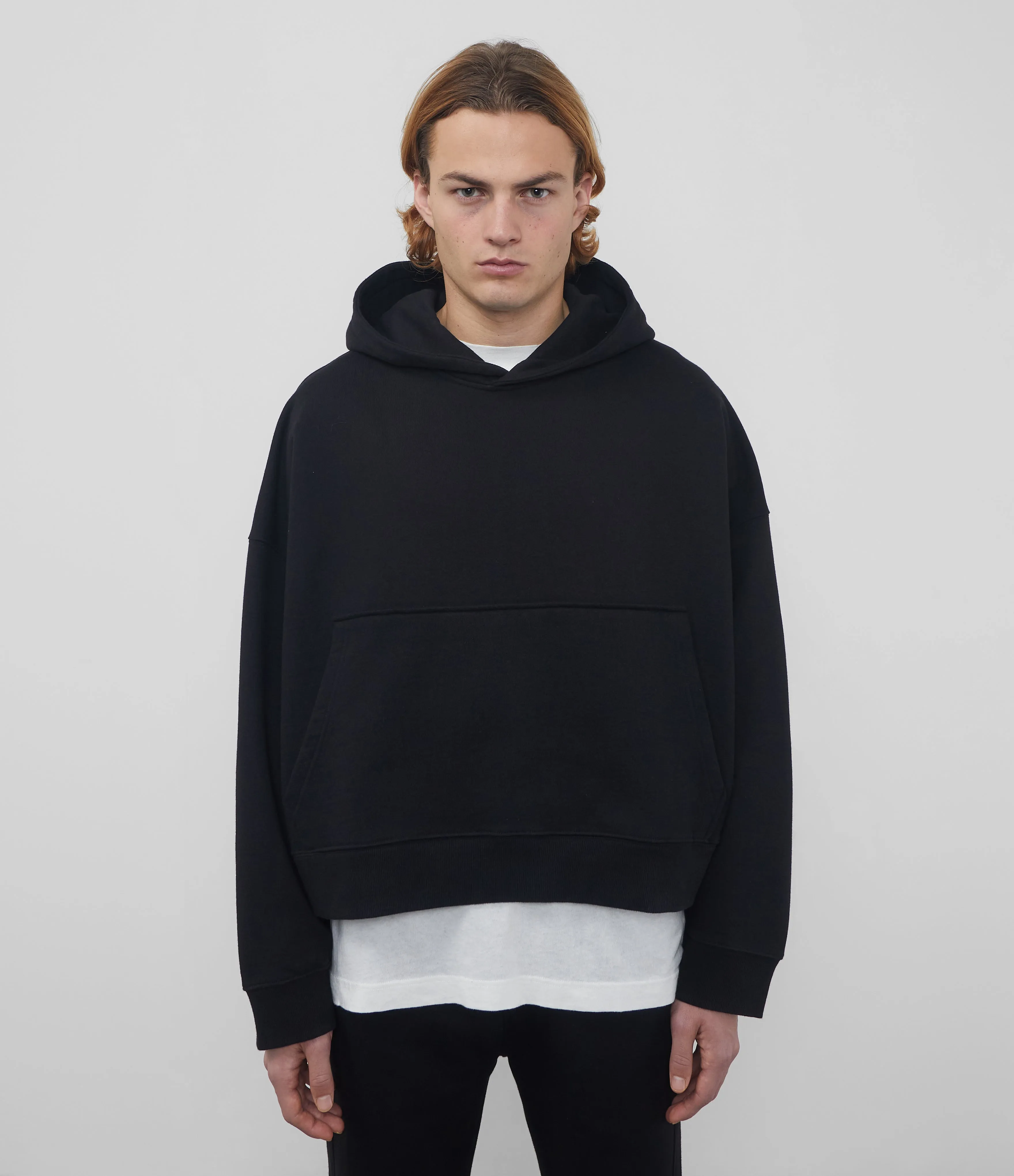 HEAVYWEIGHT CROPPED HOODIE