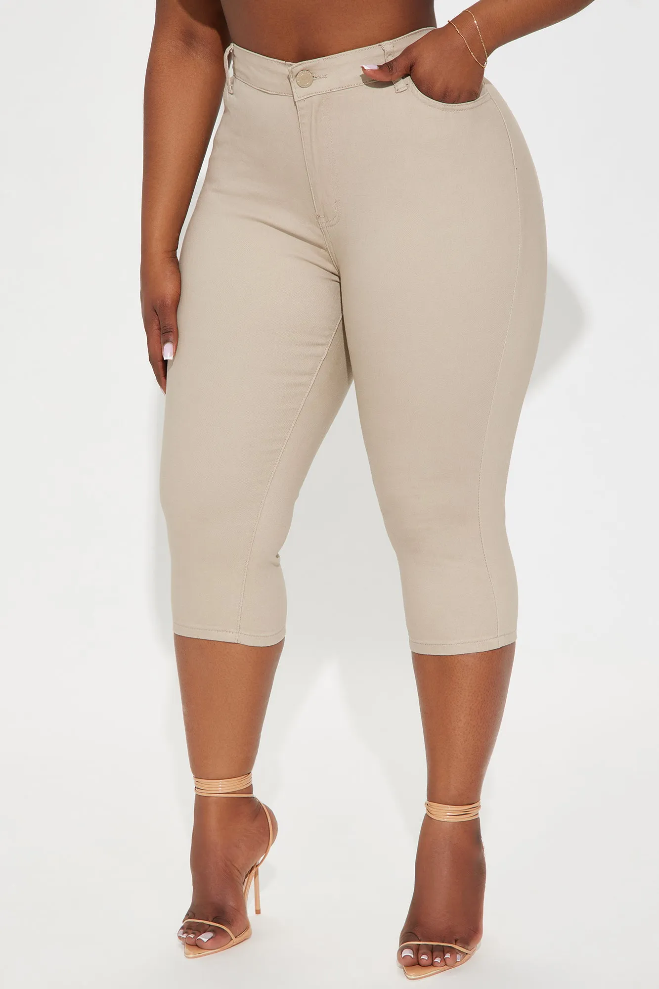 Iconic Capri Uniform Pant - Khaki