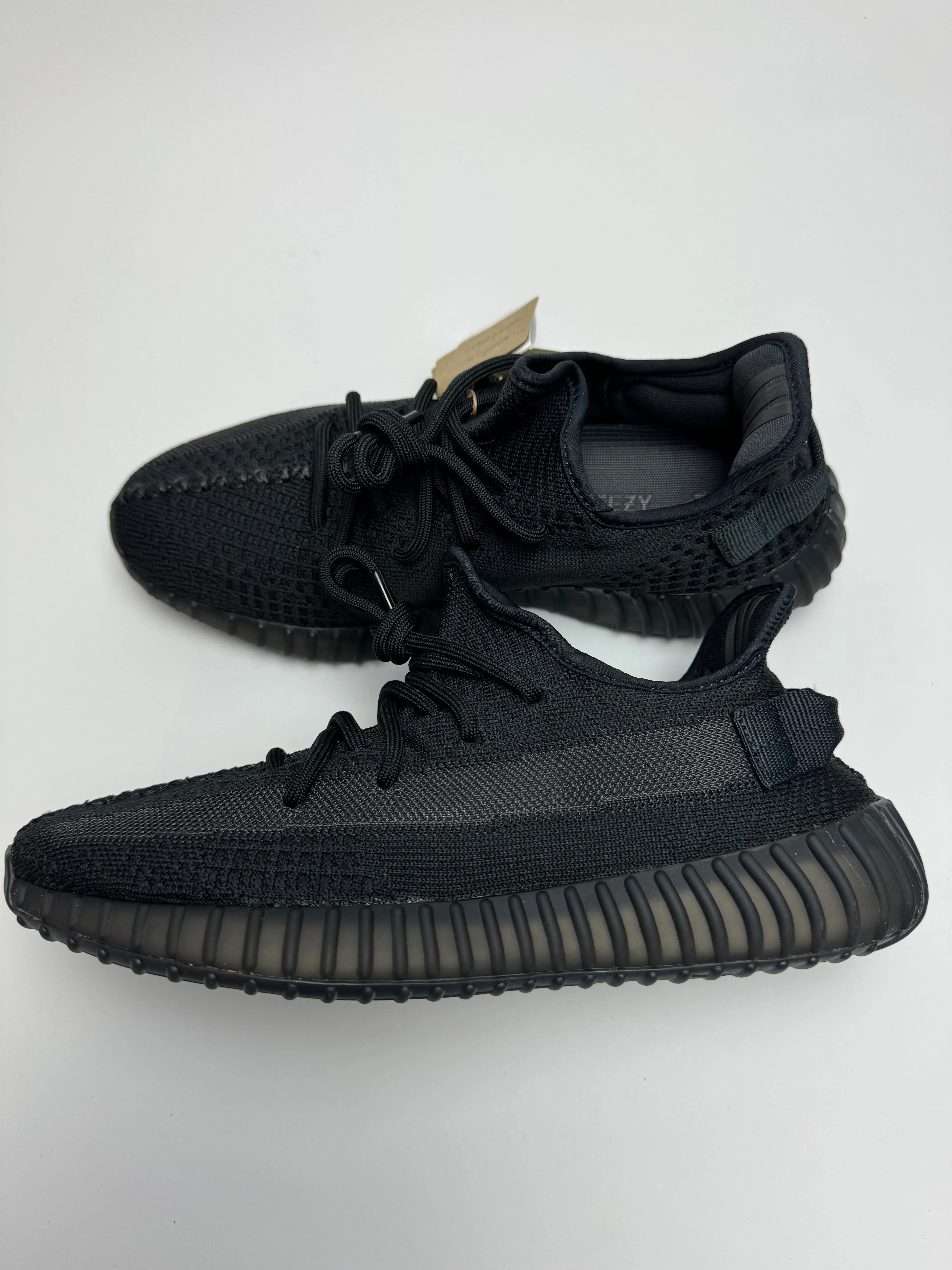 Yeezy Boost 350 V2 "Onyx"